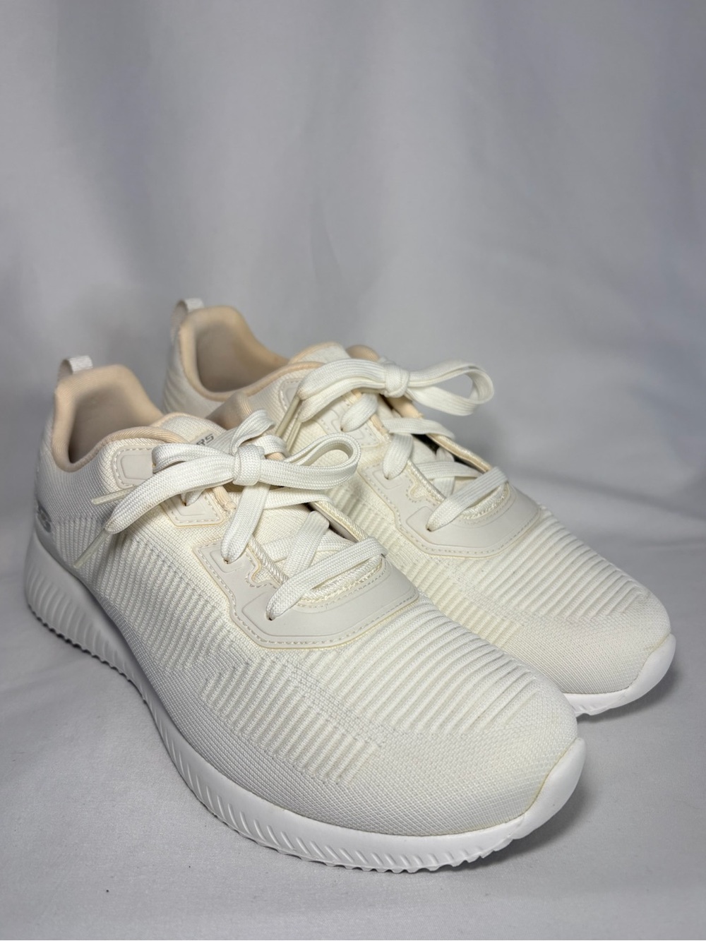 BOBS from Skechers Women's White Lace-Up Athletic Sneakers Size 10